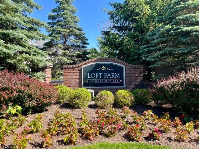 36 Loft Dr, Bridgewater Twp., NJ 08836