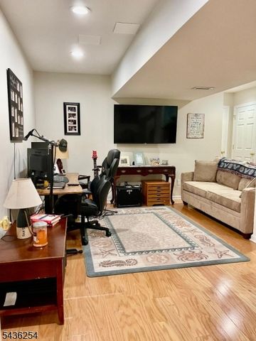 36 Loft Dr, Bridgewater Twp., NJ 08836
