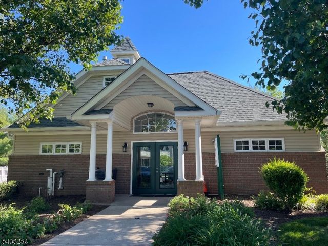 36 Loft Dr, Bridgewater Twp., NJ 08836