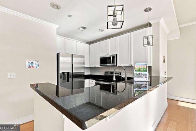 933 Garrett Street SE 201, Atlanta, GA 30316