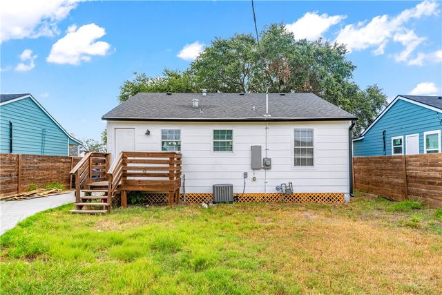 4745 Franklin Dr, Corpus Christi, TX 78415