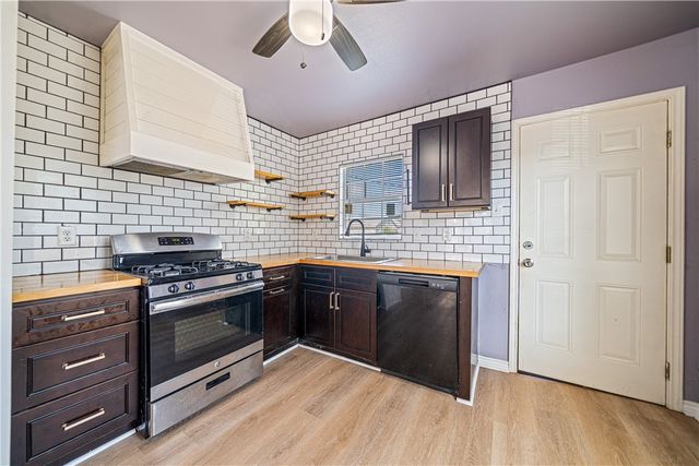 4745 Franklin Dr, Corpus Christi, TX 78415