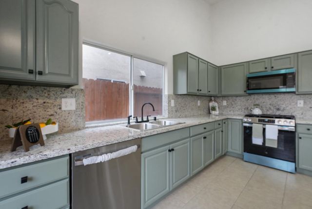 4826 Haven Pl, Stockton, CA 95206