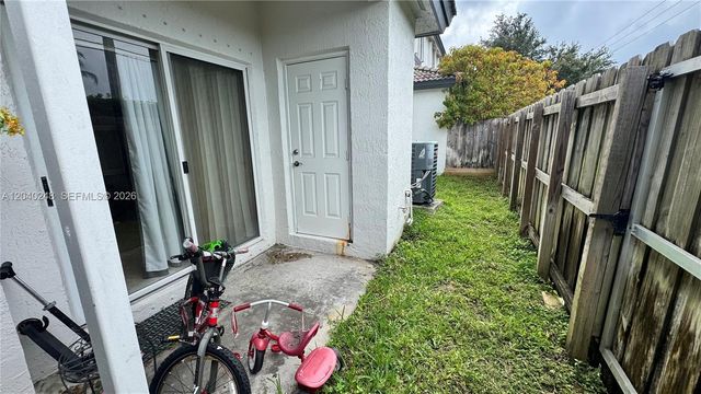 2324 SE 23rd Road 2324, Homestead, FL 33035