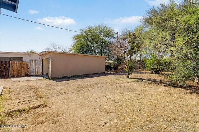 364 W Columbia Street, Tucson, AZ 85714