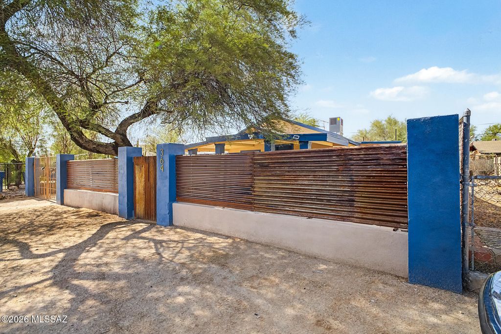 364 W Columbia Street, Tucson, AZ 85714