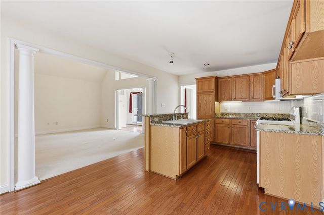 118 Kennon Pointe Ct, Colonial Heights, VA 23834