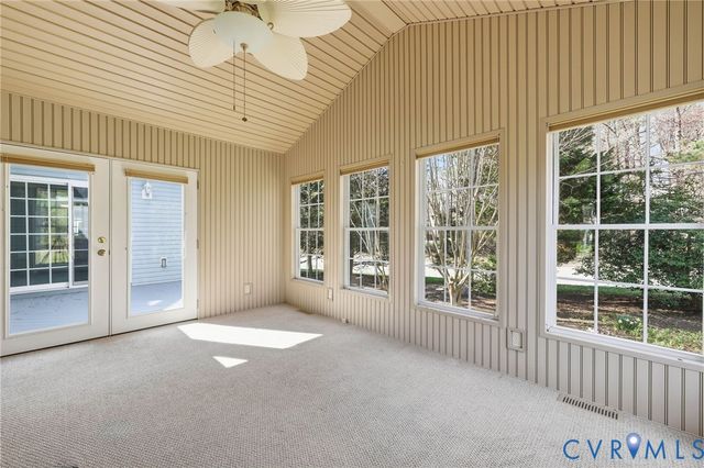 118 Kennon Pointe Ct, Colonial Heights, VA 23834