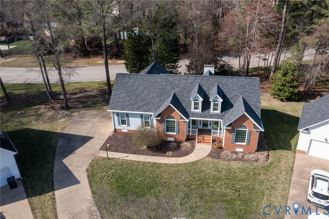 118 Kennon Pointe Ct, Colonial Heights, VA 23834