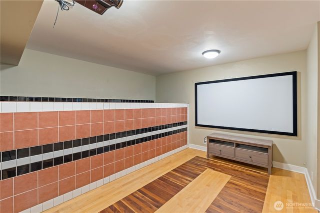 5601 W Mercer Way, Mercer Island, WA 98040