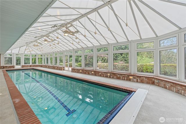 5601 W Mercer Way, Mercer Island, WA 98040