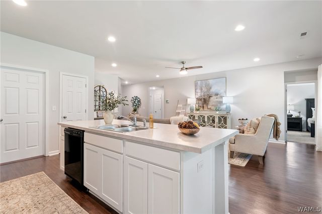 16541 Osceloa Avenue, Moundville, AL 35474