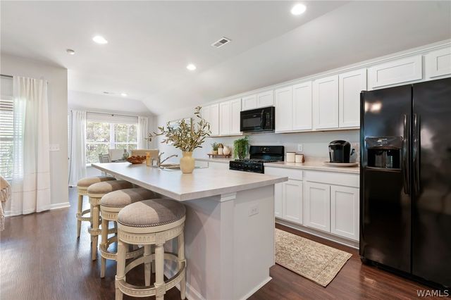 16541 Osceloa Avenue, Moundville, AL 35474