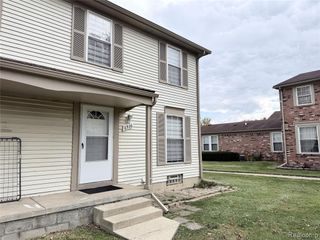 8936 Scotia Drive, Sterling Heights, MI 48312