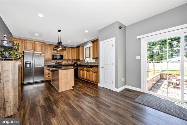 5633 BARTONSVILLE RD, Frederick, MD 21704