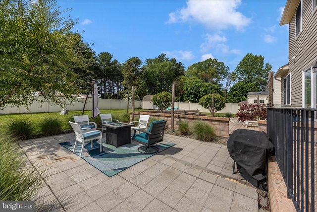 5633 BARTONSVILLE RD, Frederick, MD 21704