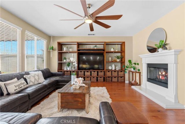 36797 Maxmillian Avenue, Murrieta, CA 92563
