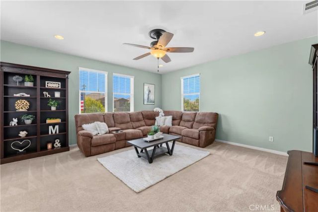 36797 Maxmillian Avenue, Murrieta, CA 92563