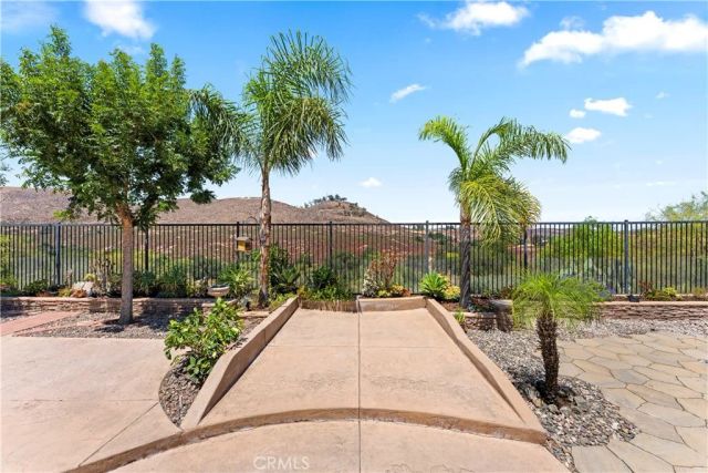 36797 Maxmillian Avenue, Murrieta, CA 92563
