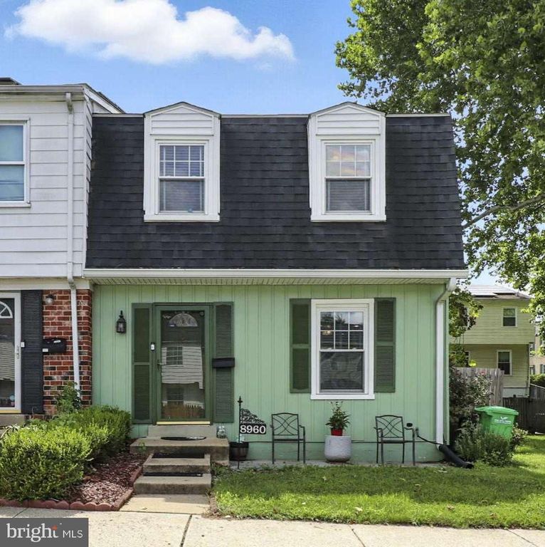 8960 CONTINENTAL PL, Landover, MD 20785