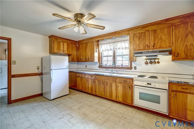 1024 Woodhaven Dr, Richmond, VA 23224