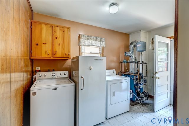 1024 Woodhaven Dr, Richmond, VA 23224