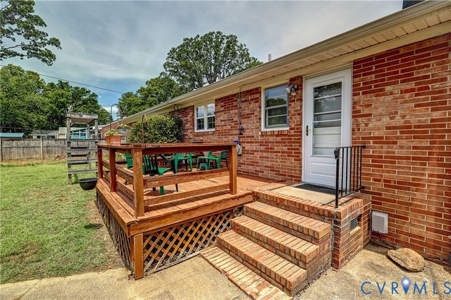 1024 Woodhaven Dr, Richmond, VA 23224