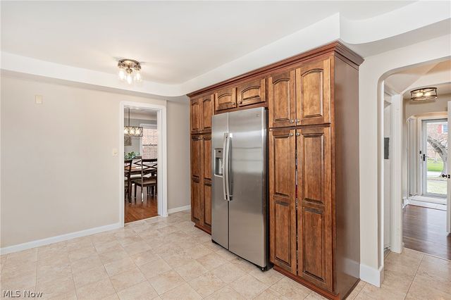 3874 Grenville Road, University Heights, OH 44118