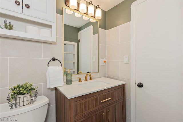 3874 Grenville Road, University Heights, OH 44118