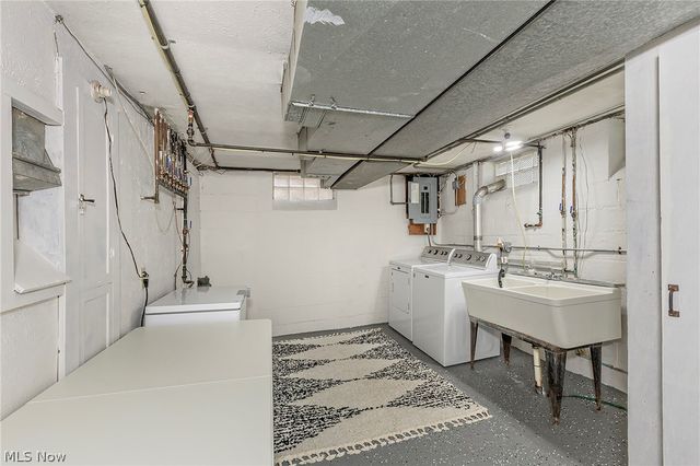 3874 Grenville Road, University Heights, OH 44118