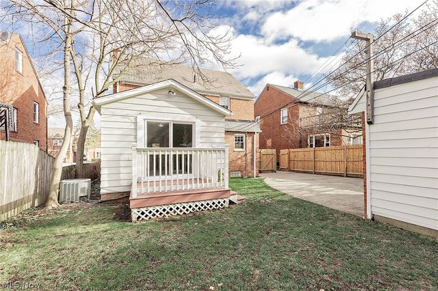 3874 Grenville Road, University Heights, OH 44118