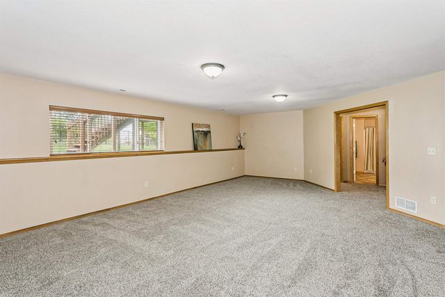 814 S Zelta, Wichita, KS 67207