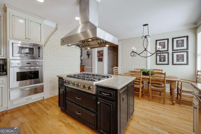 577 Cloverhurst Avenue, Athens, GA 30606