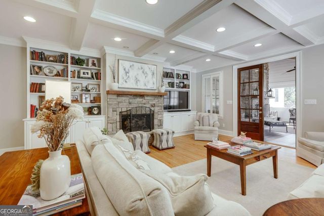 577 Cloverhurst Avenue, Athens, GA 30606