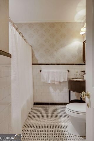 577 Cloverhurst Avenue, Athens, GA 30606