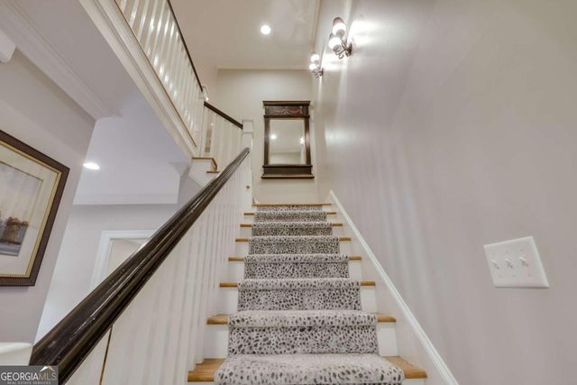 577 Cloverhurst Avenue, Athens, GA 30606