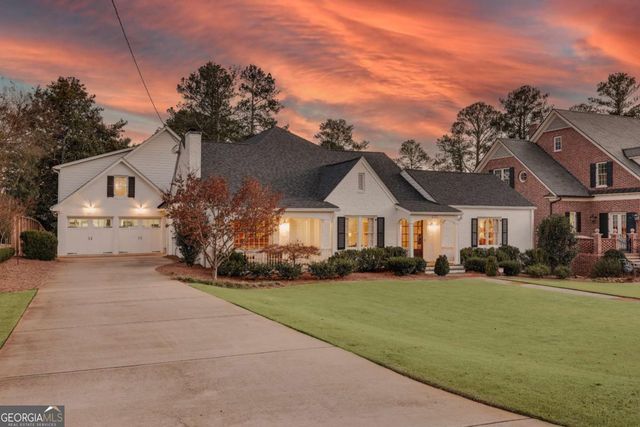 577 Cloverhurst Avenue, Athens, GA 30606