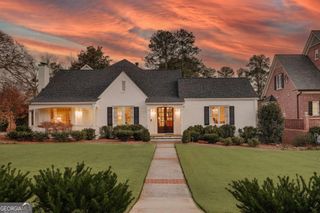 577 Cloverhurst Avenue, Athens, GA 30606