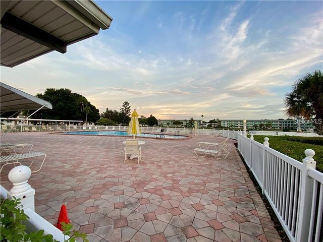 5920 18TH STREET N 14, St Petersburg, FL 33714