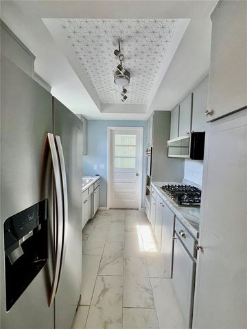 5920 18TH STREET N 14, St Petersburg, FL 33714