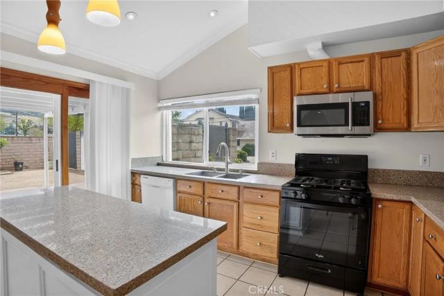 5604 Bloomfield Street, Simi Valley, CA 93063