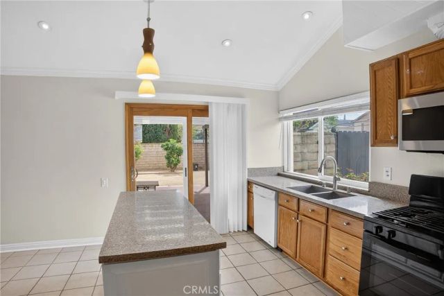 5604 Bloomfield Street, Simi Valley, CA 93063