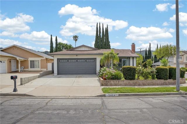 5604 Bloomfield Street, Simi Valley, CA 93063