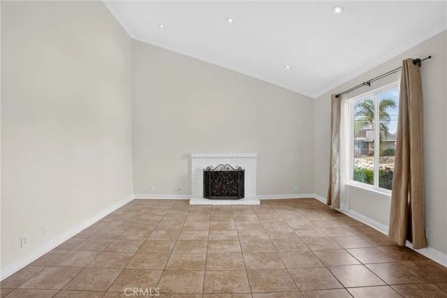 5604 Bloomfield Street, Simi Valley, CA 93063