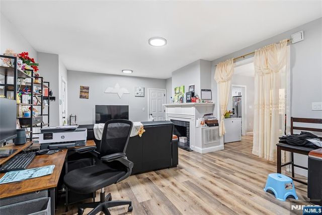 288 William, East Orange, NJ 07017