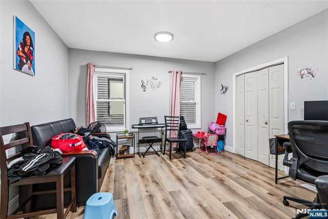 288 William, East Orange, NJ 07017