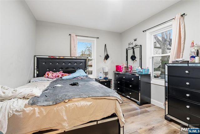 288 William, East Orange, NJ 07017