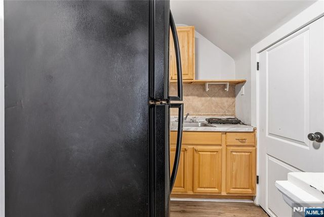 288 William, East Orange, NJ 07017