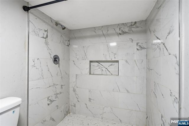 288 William, East Orange, NJ 07017