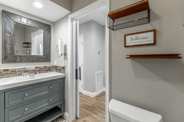306 Laverne Drive, Chattanooga, TN 37421